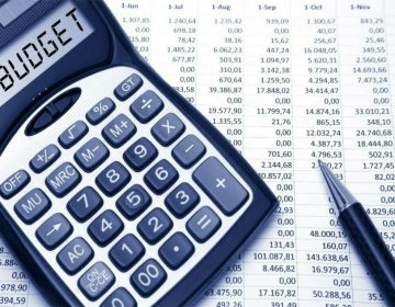 شمالی سندھ :سب سے بڑے اسپتال سی ایم سی لاڑکانہ کا کروڑوں روپے کا بجٹ لاپتا