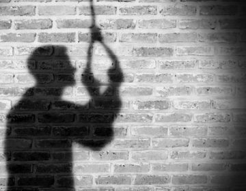 ہارون آباد:بیٹے کی مبینہ خود کشی،بیٹا ماں کی جگہ ڈیوٹی پر آیا تھا