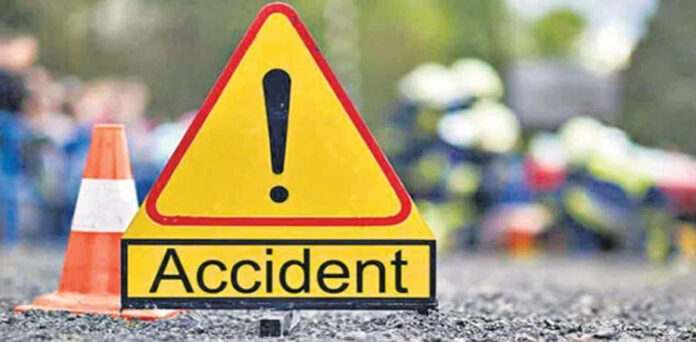 شیخوپورہ: تیز رفتار بس الٹنے سے 6 افراد ہلاک، 50 سے زائد زخمی
